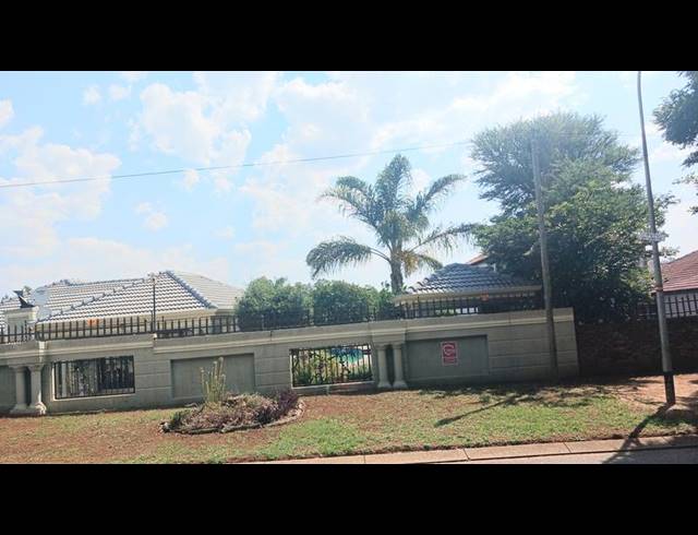4 BEDROOM HOUSE FOR SALE IN CLAYVILLE